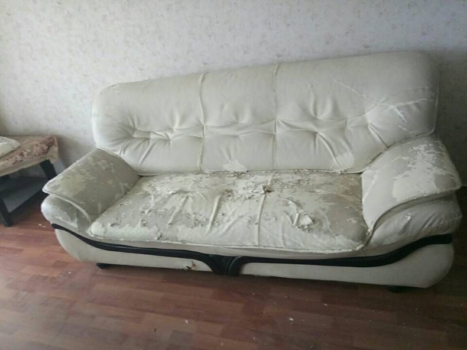 渝北沙发翻新前效果图